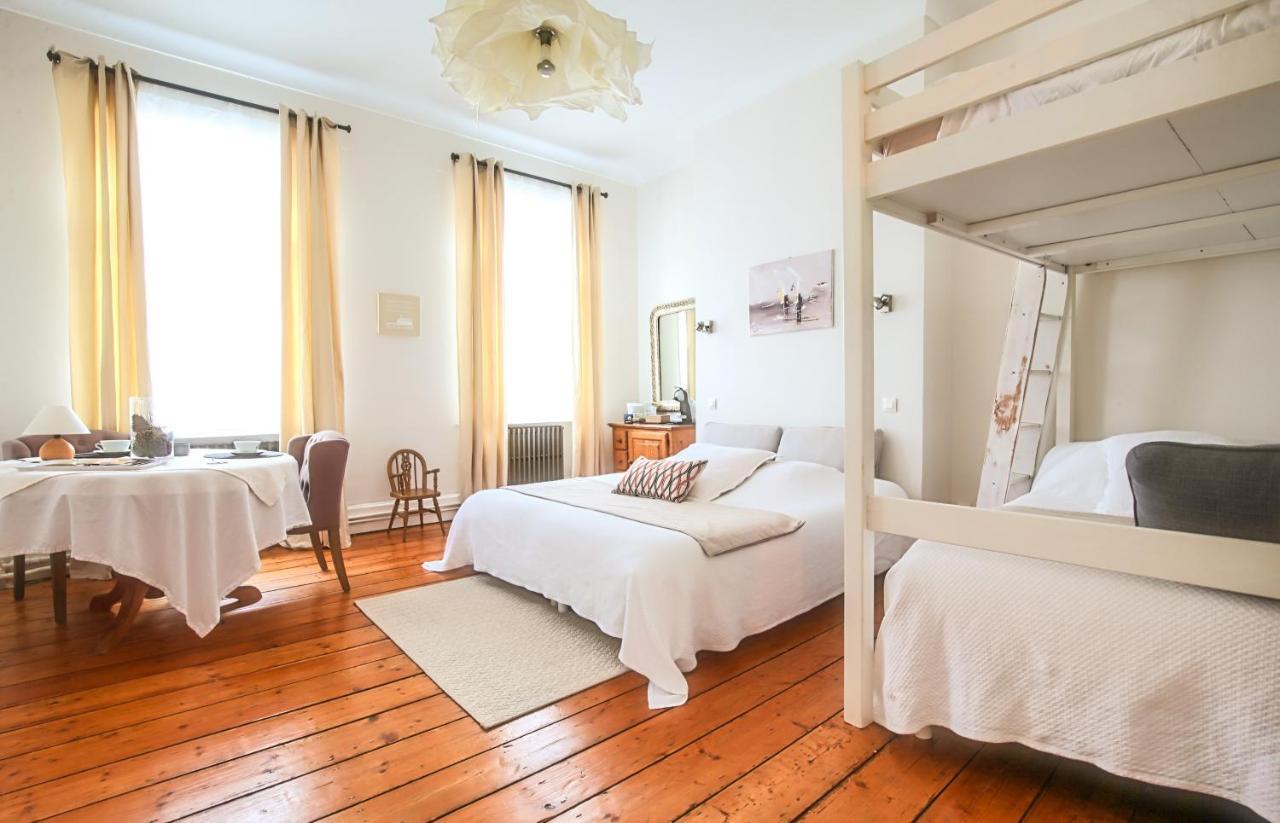 Bed and Breakfast -- La Main A La Pate -- Булонь-сюр-Мер Экстерьер фото
